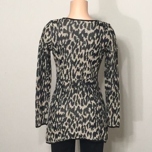 Leopard-Print Handkerchief-Hem Tunic Sweater. NWOT - Picture 6 of 8
